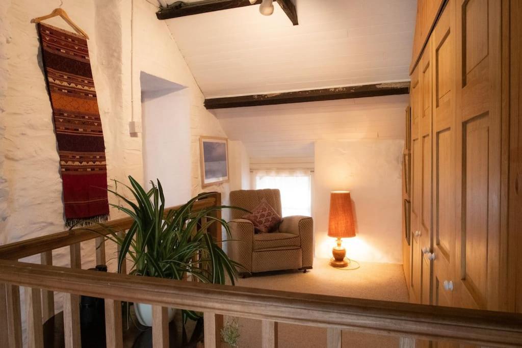 Yr Hen Efail - Old Smithy Holiday home *