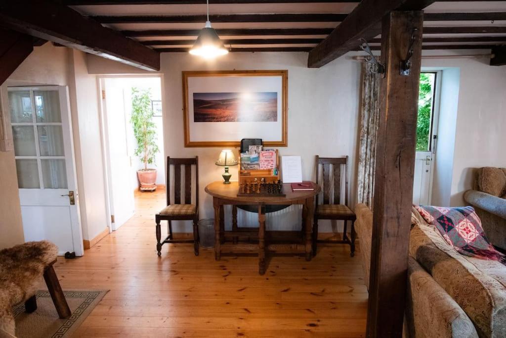 Holiday home Yr Hen Efail - Old Smithy
