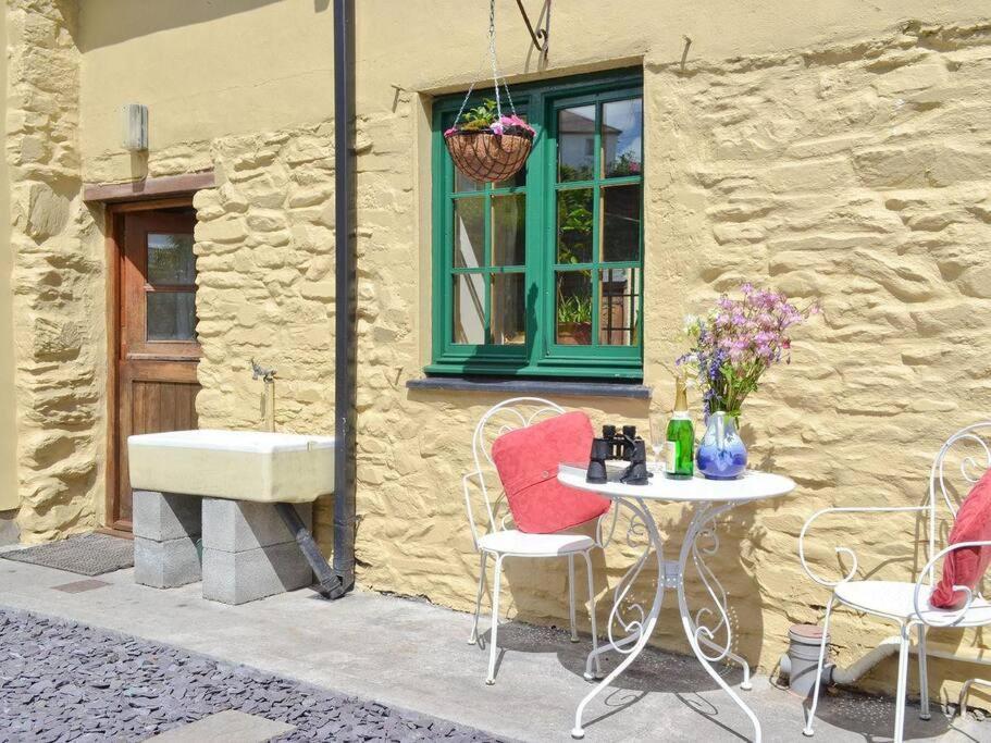 Holiday home Yr Hen Efail - Old Smithy